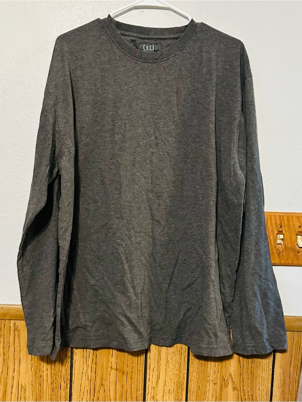 COSI concepts Men’s size XL Long Sleeve Crew Neck Shirt - Charcoal Gray